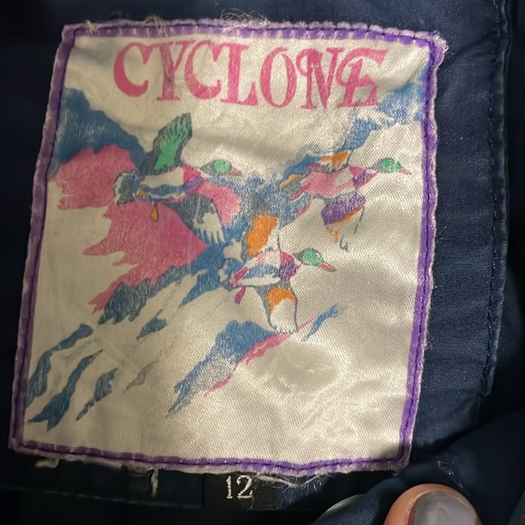 Vintage 80s/90s down feather filled ankle length puffer with snap slit back - Picture 3 of 14